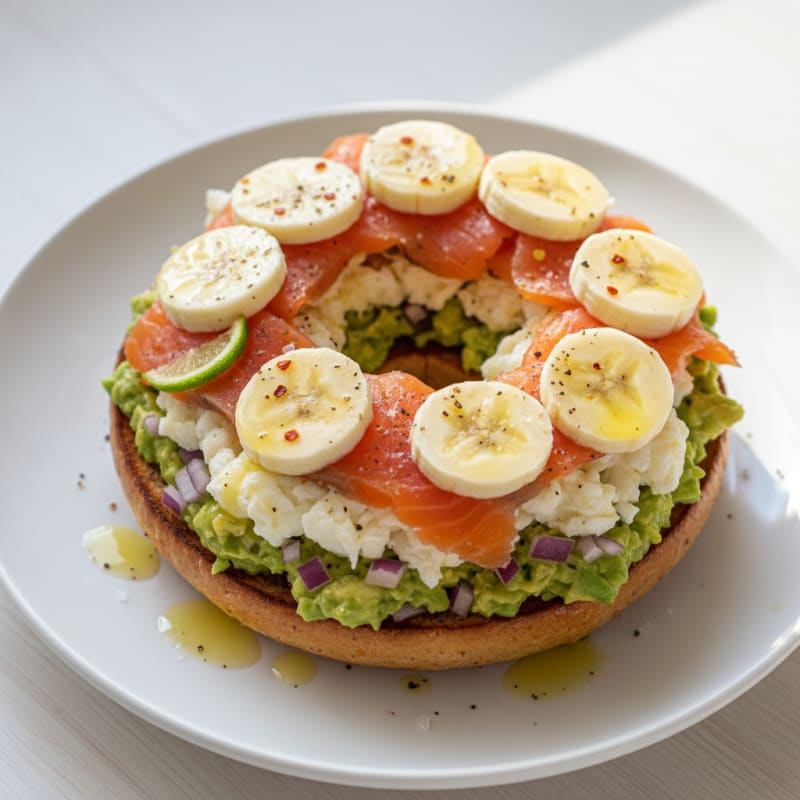Zesty Guacamole Bagel with Bananas
