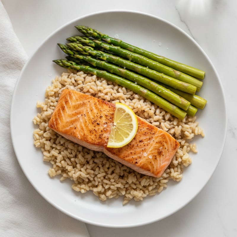 Seared Salmon Filet with Steamed Asparagus and Brown Rice