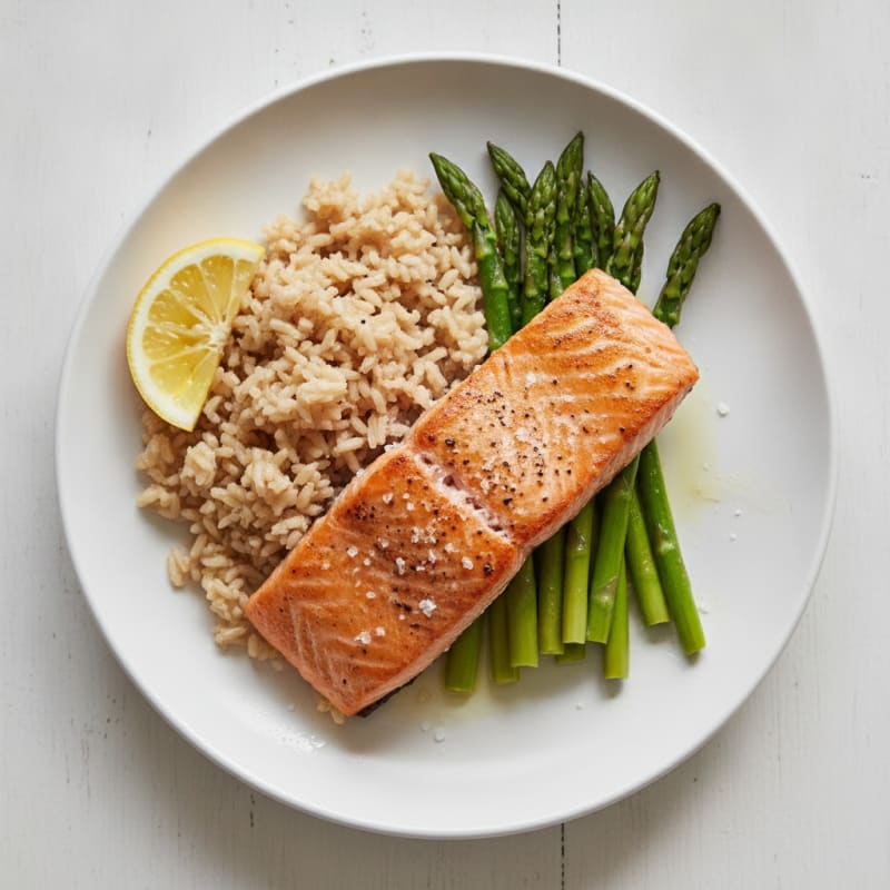 Seared Salmon Fillet with Steamed Asparagus and Brown Rice