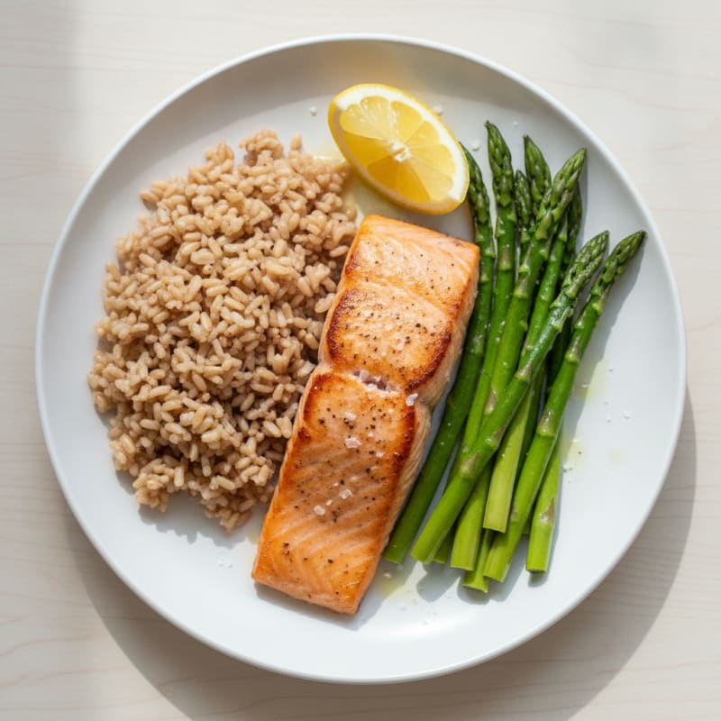Seared Salmon Fillet with Steamed Asparagus and Brown Rice