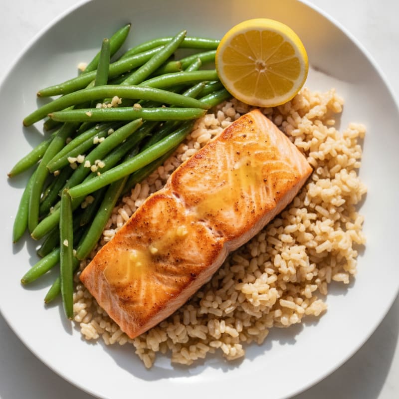 Seared Salmon Fillet with Garlic Green Beans and Brown Rice