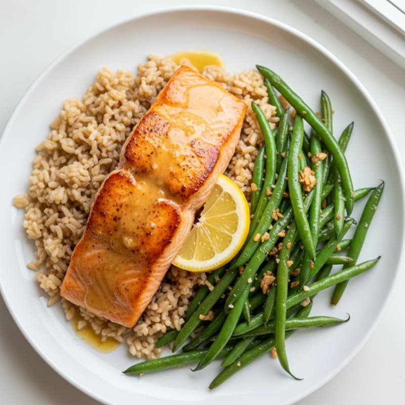 Seared Salmon Fillet with Garlic Green Beans and Brown Rice
