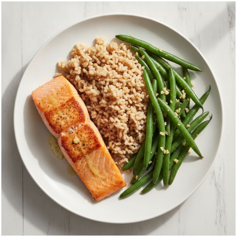 Seared Salmon Fillet with Garlic Green Beans and Brown Rice