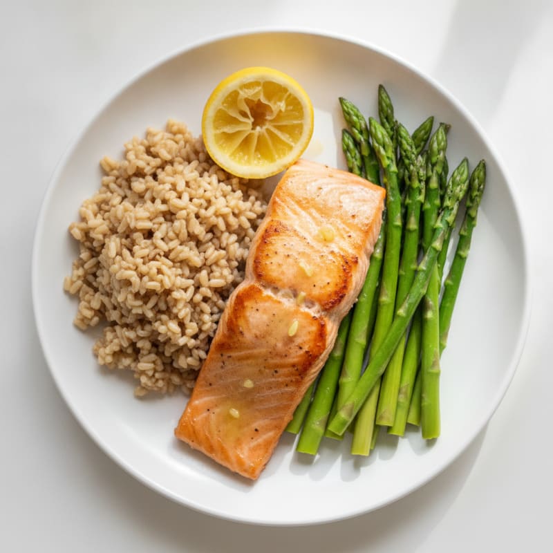 Seared Salmon Fillet with Steamed Asparagus and Brown Rice