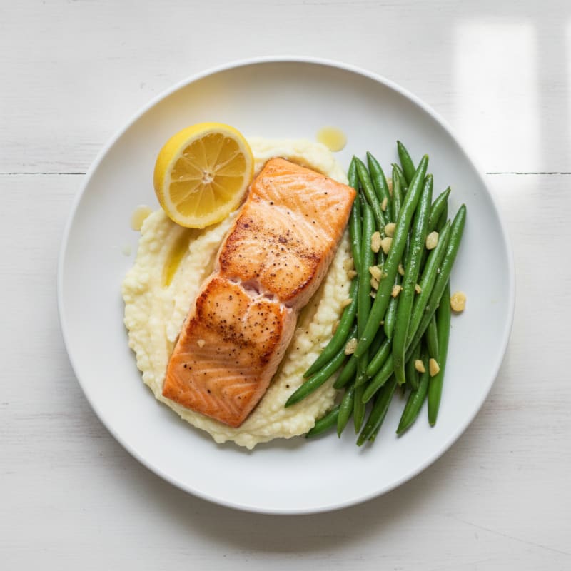 Seared Salmon Fillet with Garlic Green Beans and Cauliflower Mash