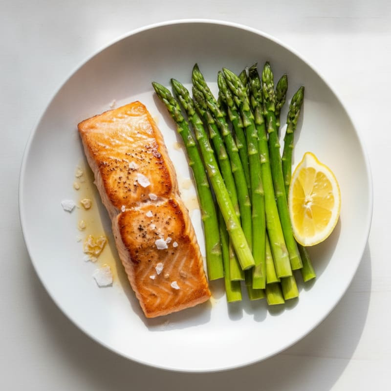 Seared Salmon with Steamed Asparagus