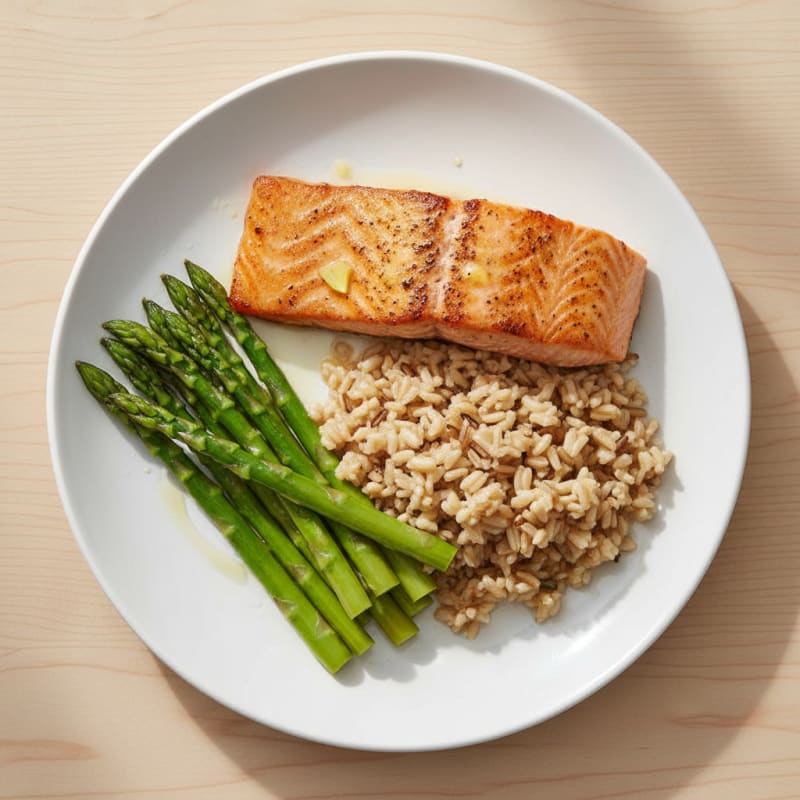 Seared Salmon Filet with Steamed Asparagus and Brown Rice