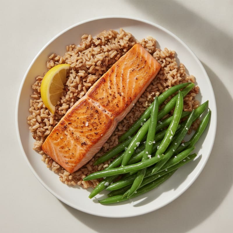 Seared Salmon with Steamed Green Beans and Brown Rice
