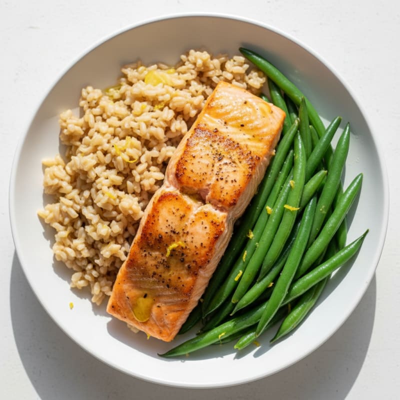 Seared Salmon with Steamed Green Beans and Lemon Rice