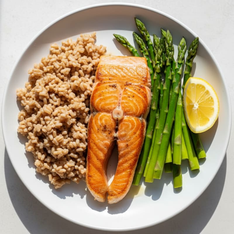 Seared Salmon Fillet with Steamed Asparagus and Brown Rice