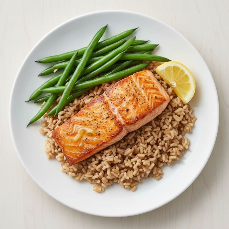 Seared Salmon Fillet with Steamed Green Beans and Brown Rice