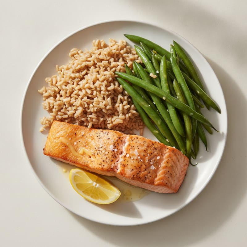 Seared Salmon with Steamed Green Beans and Brown Rice