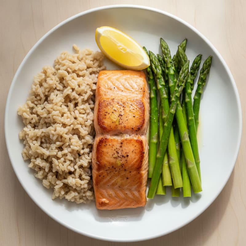 Seared Salmon Fillet with Steamed Asparagus and Brown Rice
