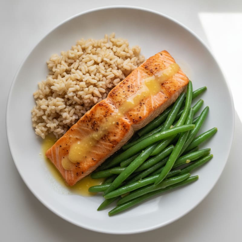 Seared Salmon with Steamed Green Beans and Brown Rice