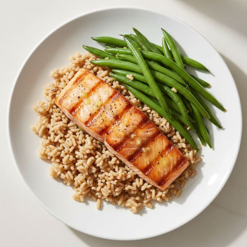 Seared Salmon Fillet with Steamed Green Beans and Brown Rice