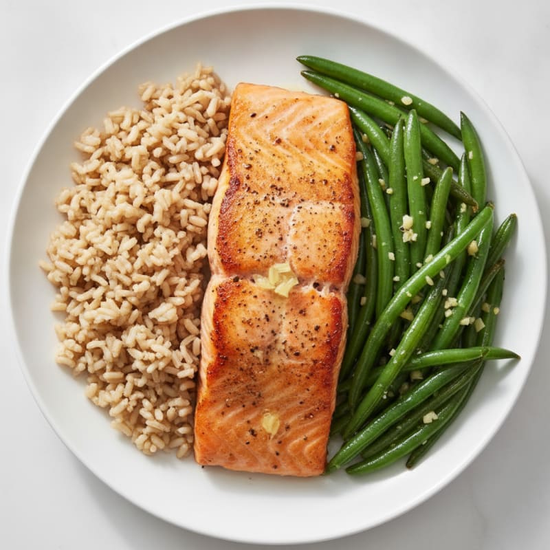 Seared Salmon Fillet with Garlic Green Beans and Brown Rice