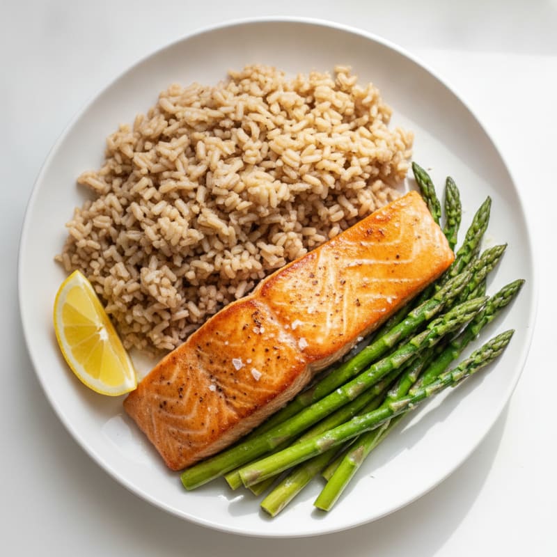Seared Salmon Fillet with Steamed Asparagus and Brown Rice