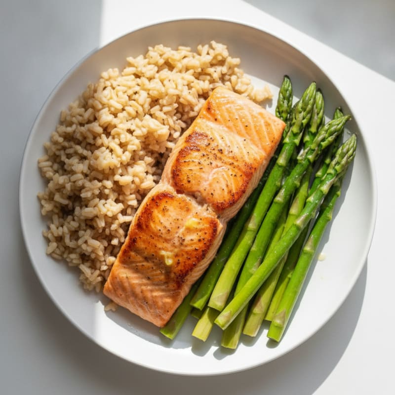 Seared Salmon with Steamed Asparagus and Brown Rice