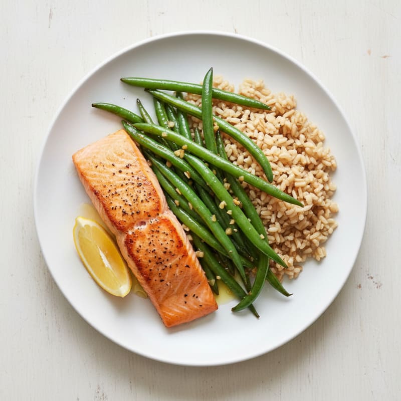 Seared Salmon Fillet with Garlic Green Beans and Brown Rice
