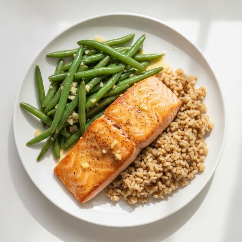 Seared Salmon with Garlic Green Beans and Brown Rice