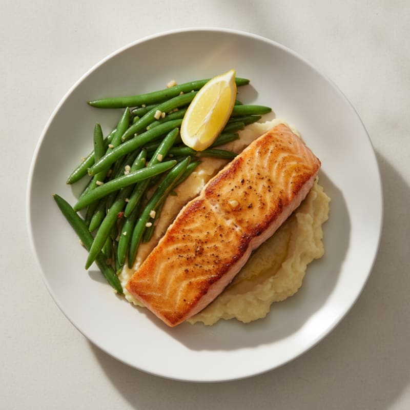 Seared Salmon Fillet with Garlic Green Beans and Cauliflower Mash