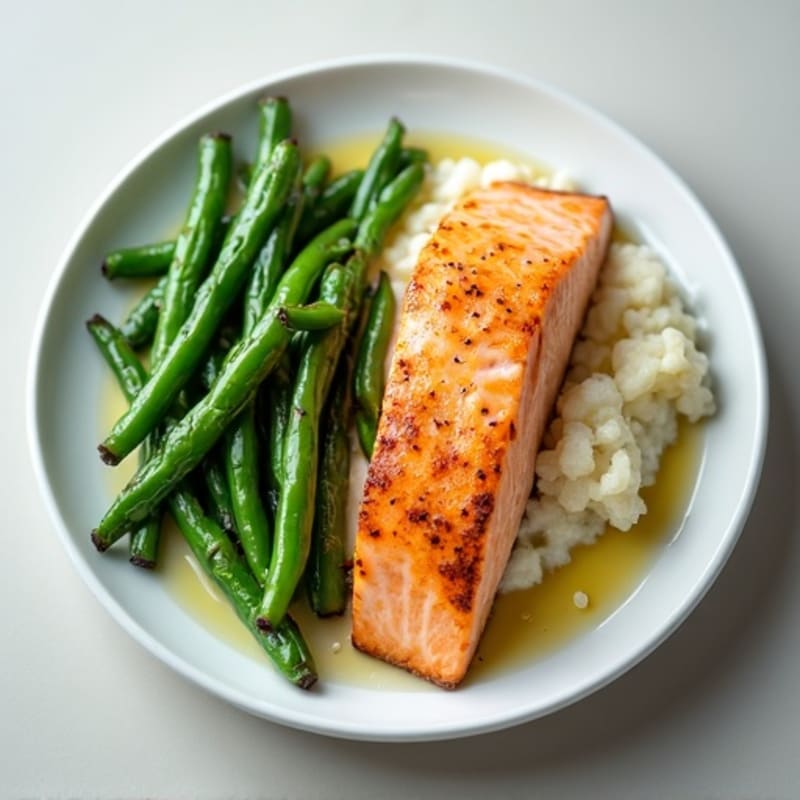Seared Salmon with Steamed Green Beans and Cauliflower Mash