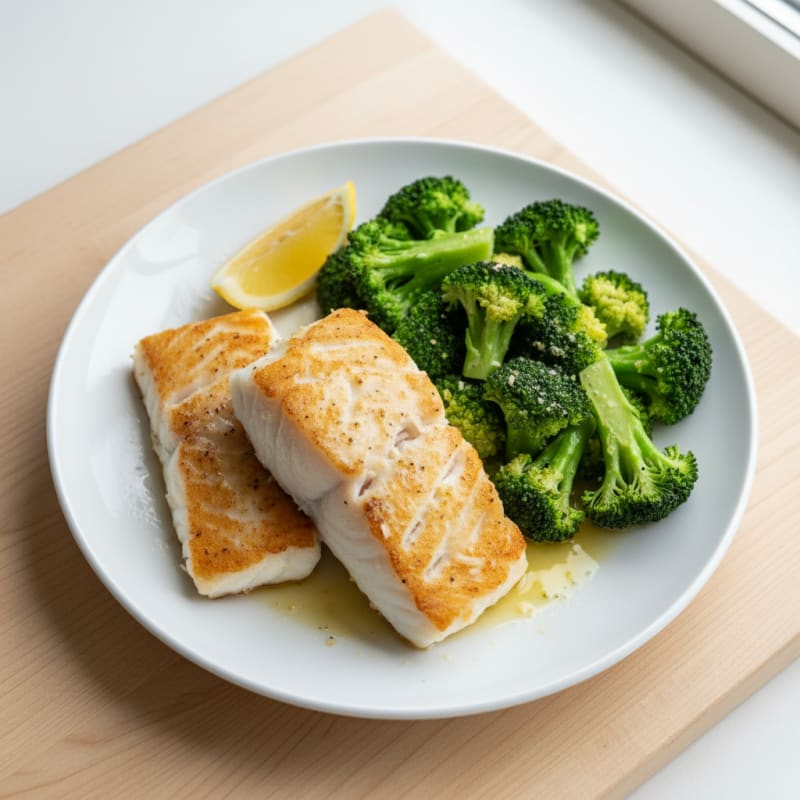 Seared Cod with Steamed Broccoli and Lemon