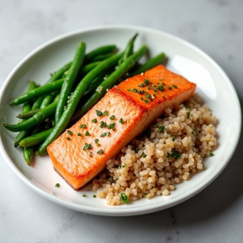 Seared Salmon with Steamed Green Beans and Brown Rice