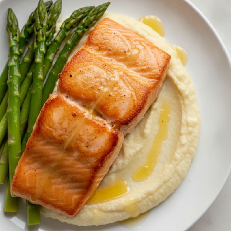 Seared Salmon with Steamed Asparagus and Cauliflower Mash