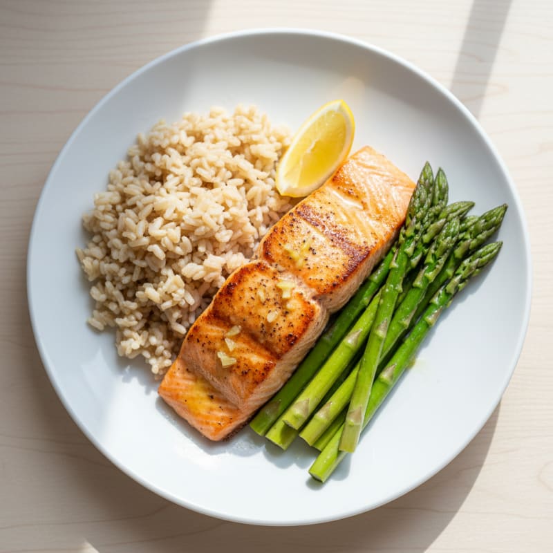 Seared Salmon Fillet with Steamed Asparagus and Brown Rice
