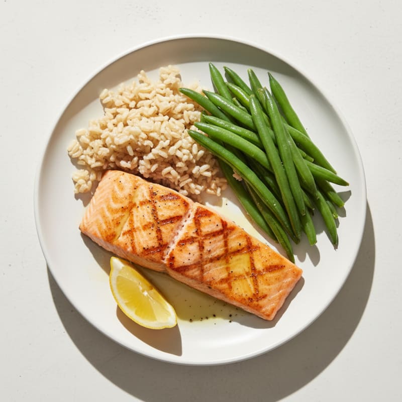 Seared Salmon with Steamed Green Beans and Brown Rice
