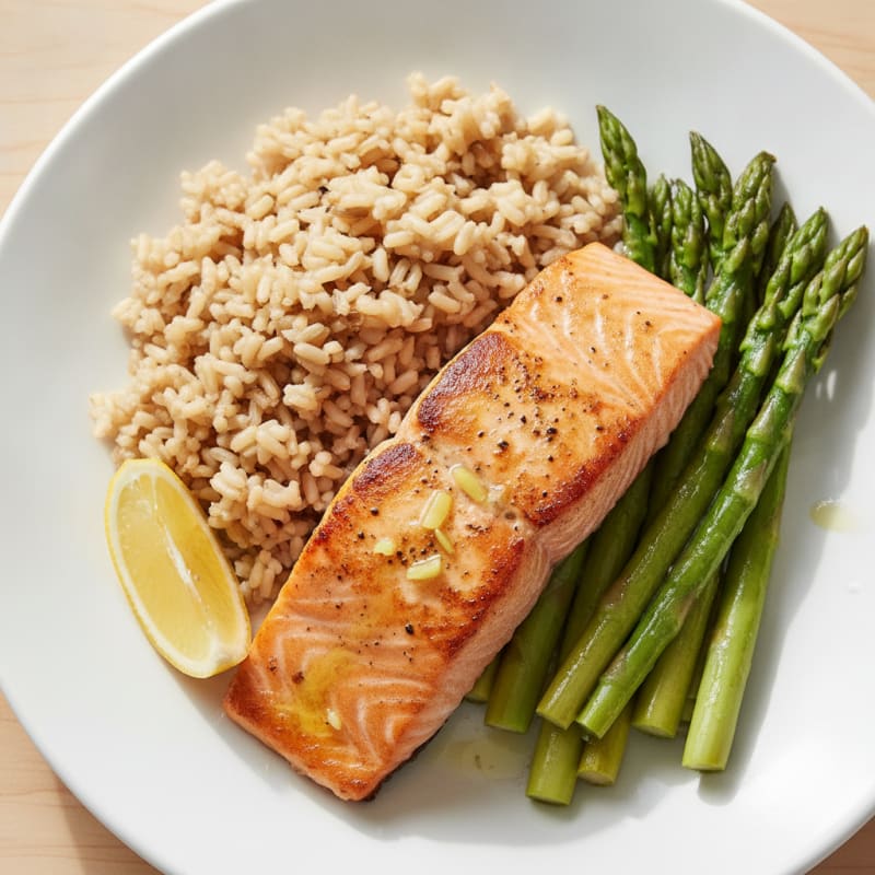 Seared Salmon Fillet with Steamed Asparagus and Brown Rice