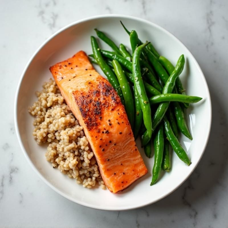 Seared Salmon with Steamed Green Beans and Brown Rice