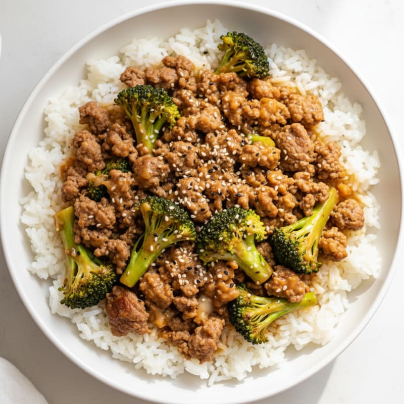 Garlic Beef and Broccoli Rice Bowl