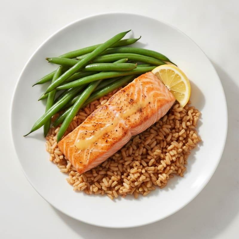 Seared Salmon with Steamed Green Beans and Brown Rice
