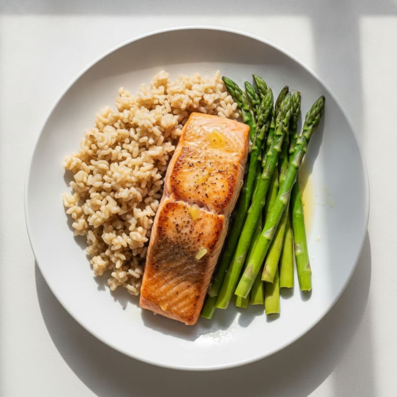 Seared Salmon with Steamed Asparagus and Brown Rice
