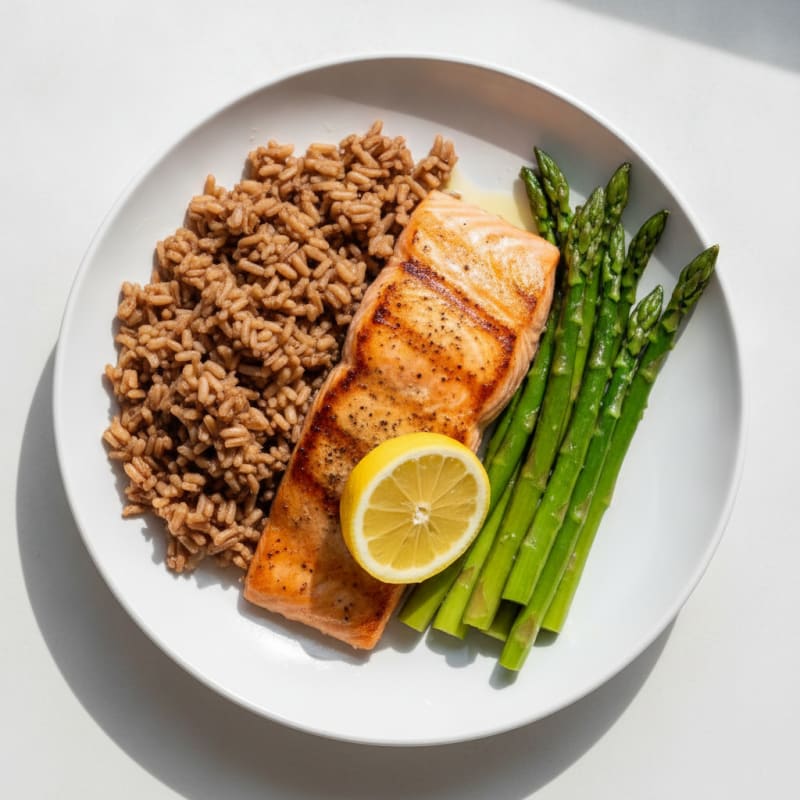 Seared Salmon with Steamed Asparagus and Brown Rice