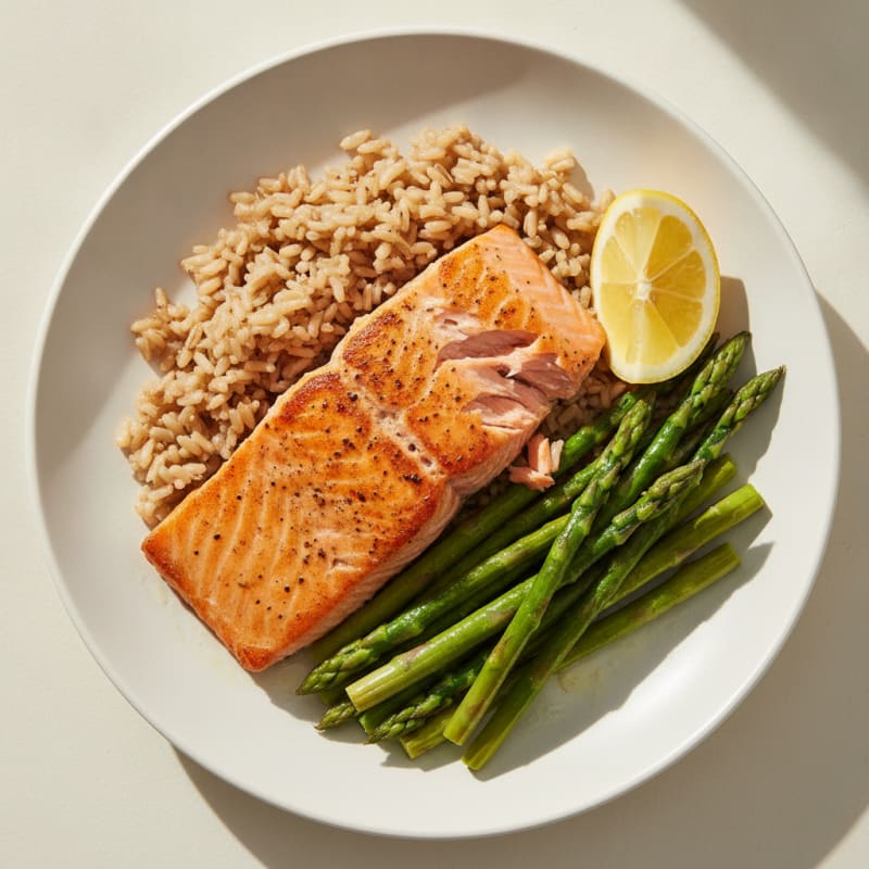 Seared Salmon Filet with Steamed Asparagus and Brown Rice