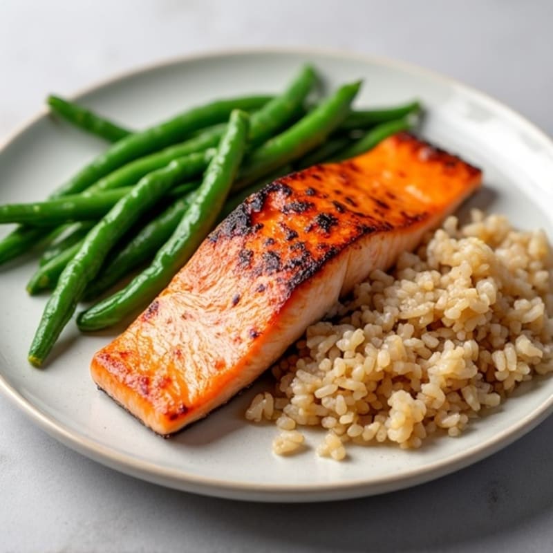 Seared Salmon Fillet with Steamed Green Beans and Brown Rice