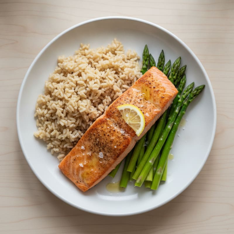 Seared Salmon Fillet with Steamed Asparagus and Brown Rice