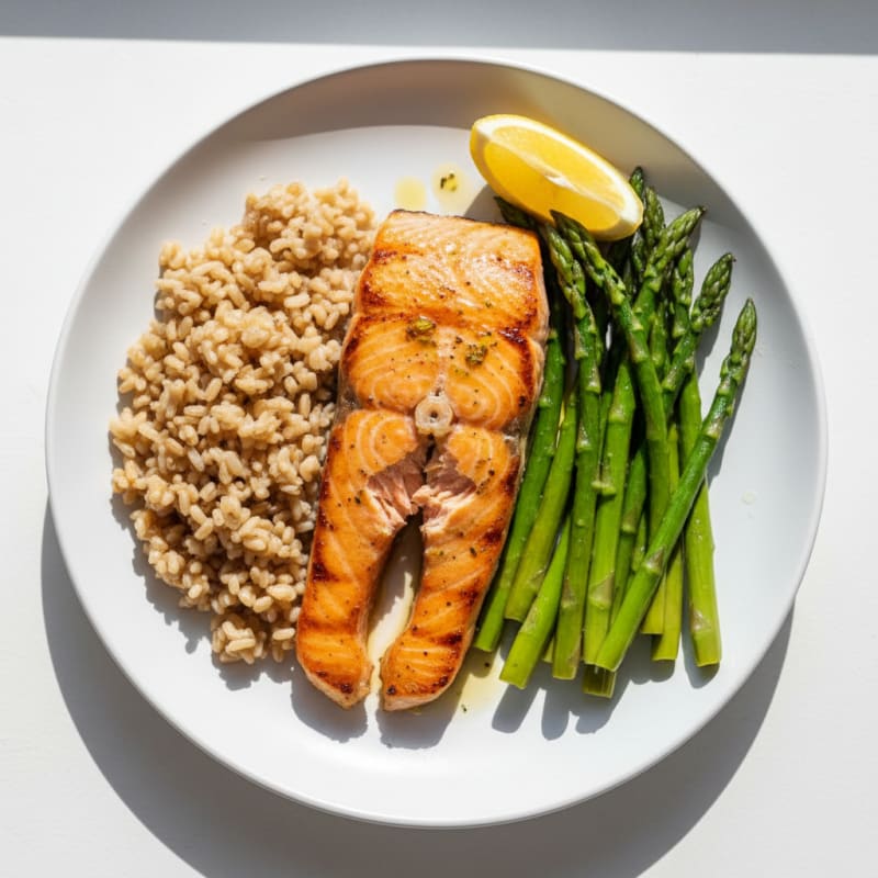 Seared Salmon with Steamed Asparagus and Brown Rice