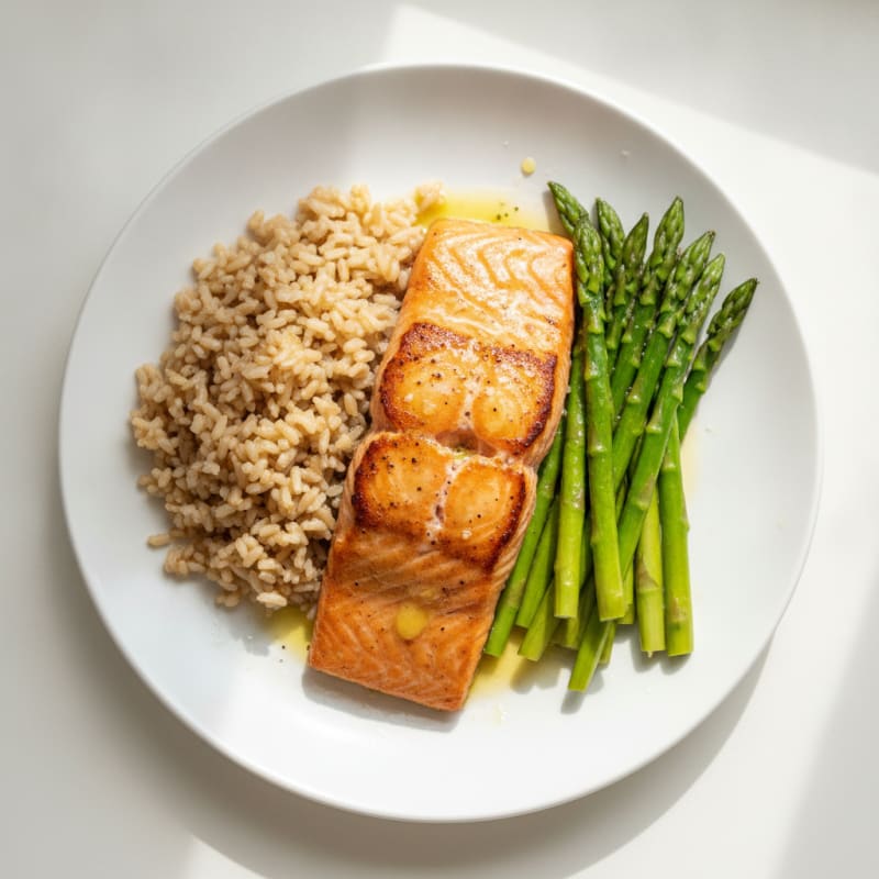 Seared Salmon Fillet with Steamed Asparagus and Brown Rice