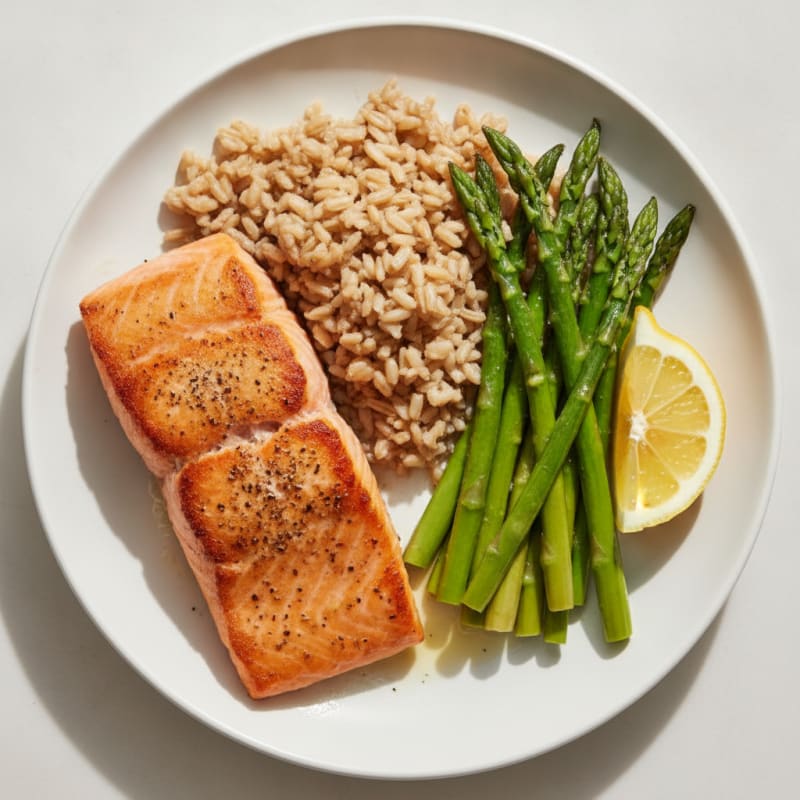 Seared Salmon Fillet with Steamed Asparagus and Brown Rice