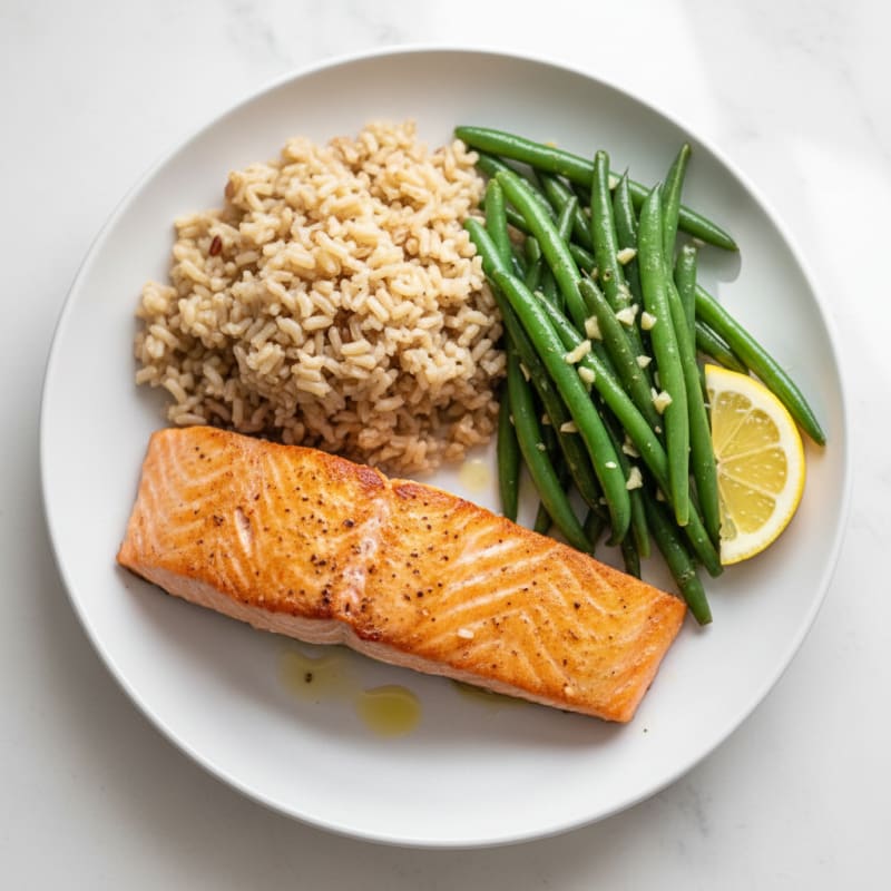 Seared Salmon Fillet with Garlic Green Beans and Brown Rice