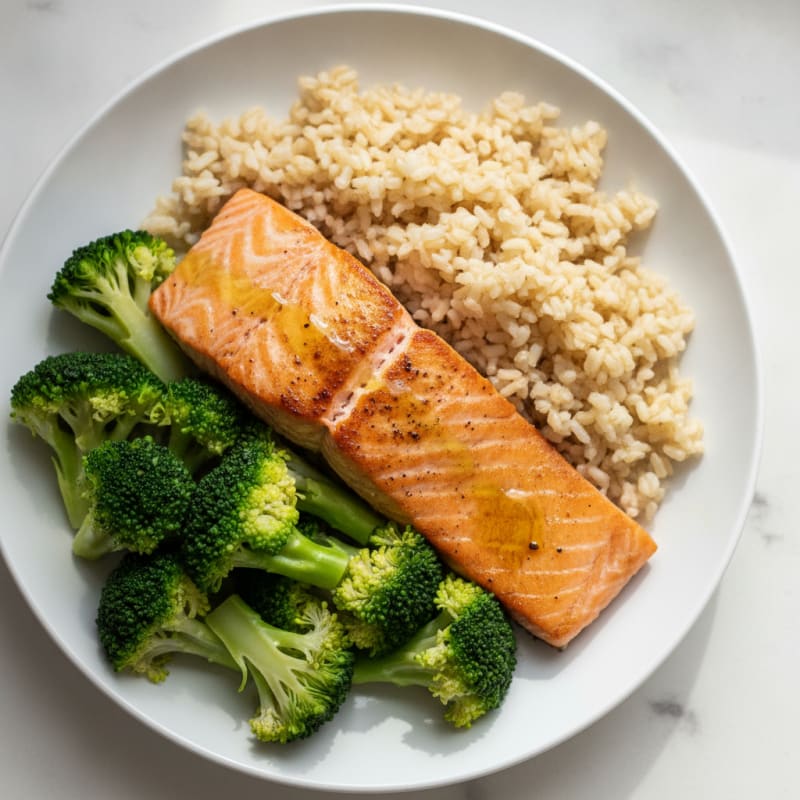 Seared Salmon with Steamed Broccoli and Brown Rice