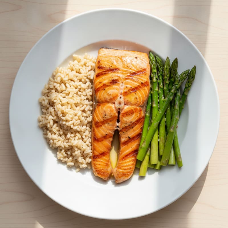 Seared Salmon Fillet with Steamed Asparagus and Brown Rice
