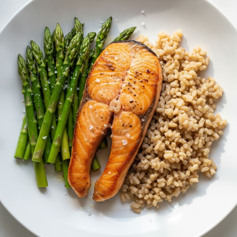 Seared Salmon Fillet with Steamed Asparagus and Brown Rice
