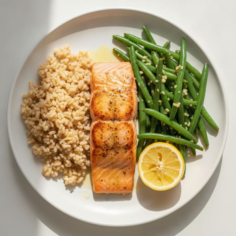 Seared Salmon Fillet with Garlic Green Beans and Brown Rice