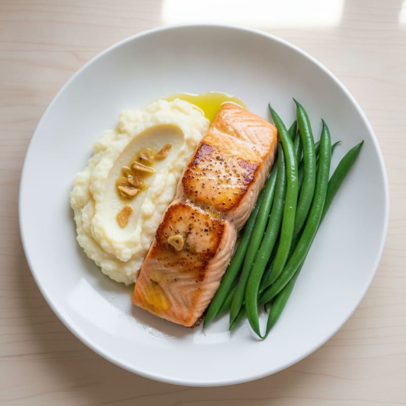 Seared Salmon with Steamed Green Beans and Cauliflower Mash