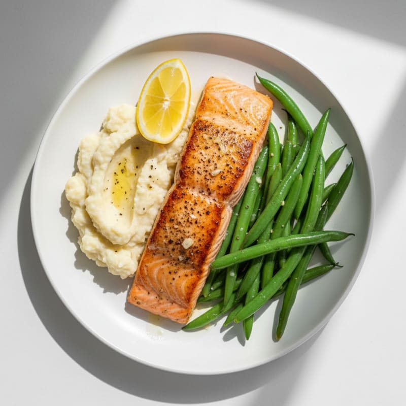 Seared Salmon with Steamed Green Beans and Garlic Mashed Cauliflower
